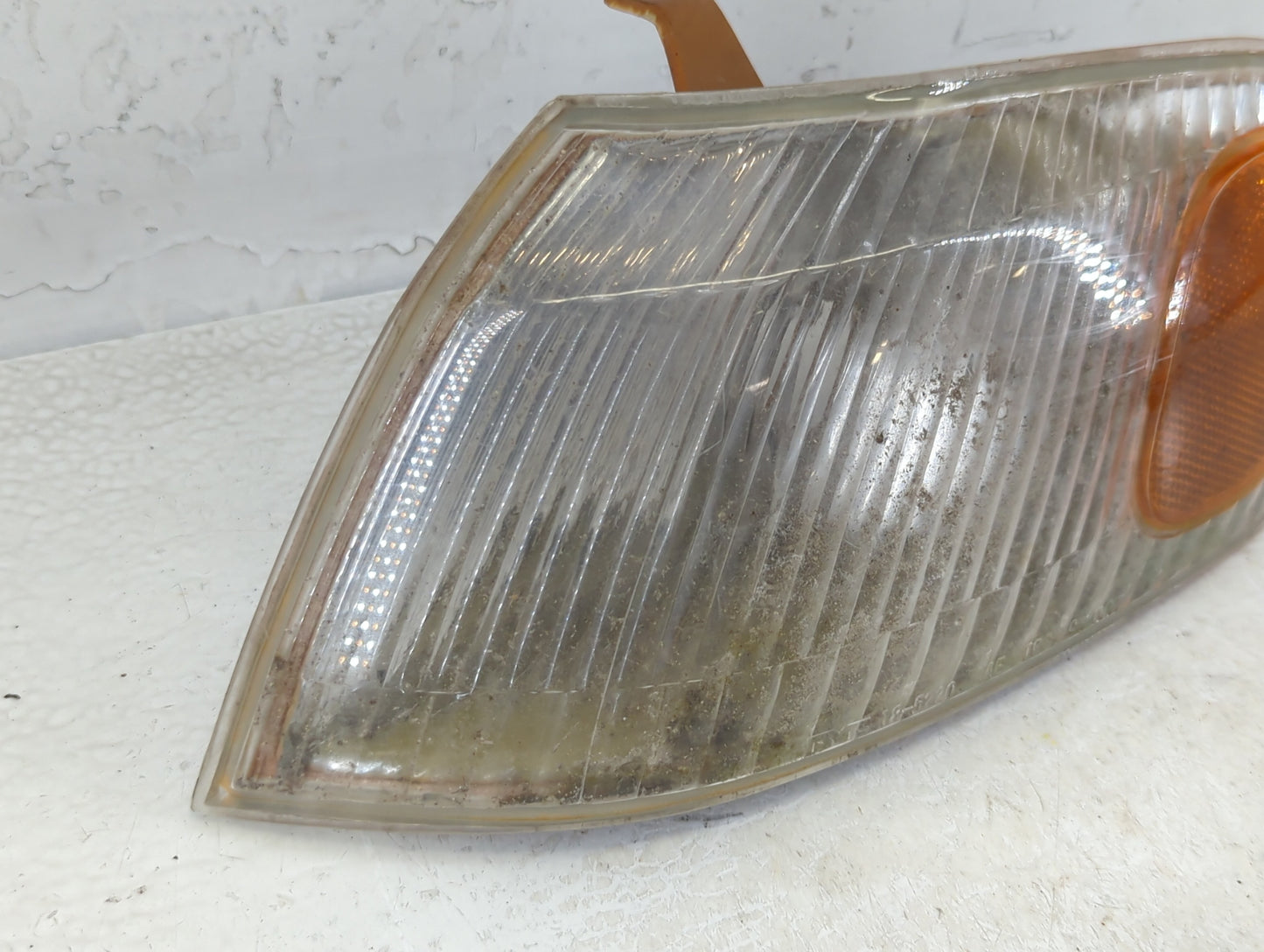 1998 Toyota Corolla Driver Corner/Park Light Park Lamp - Oemusedautoparts1.com