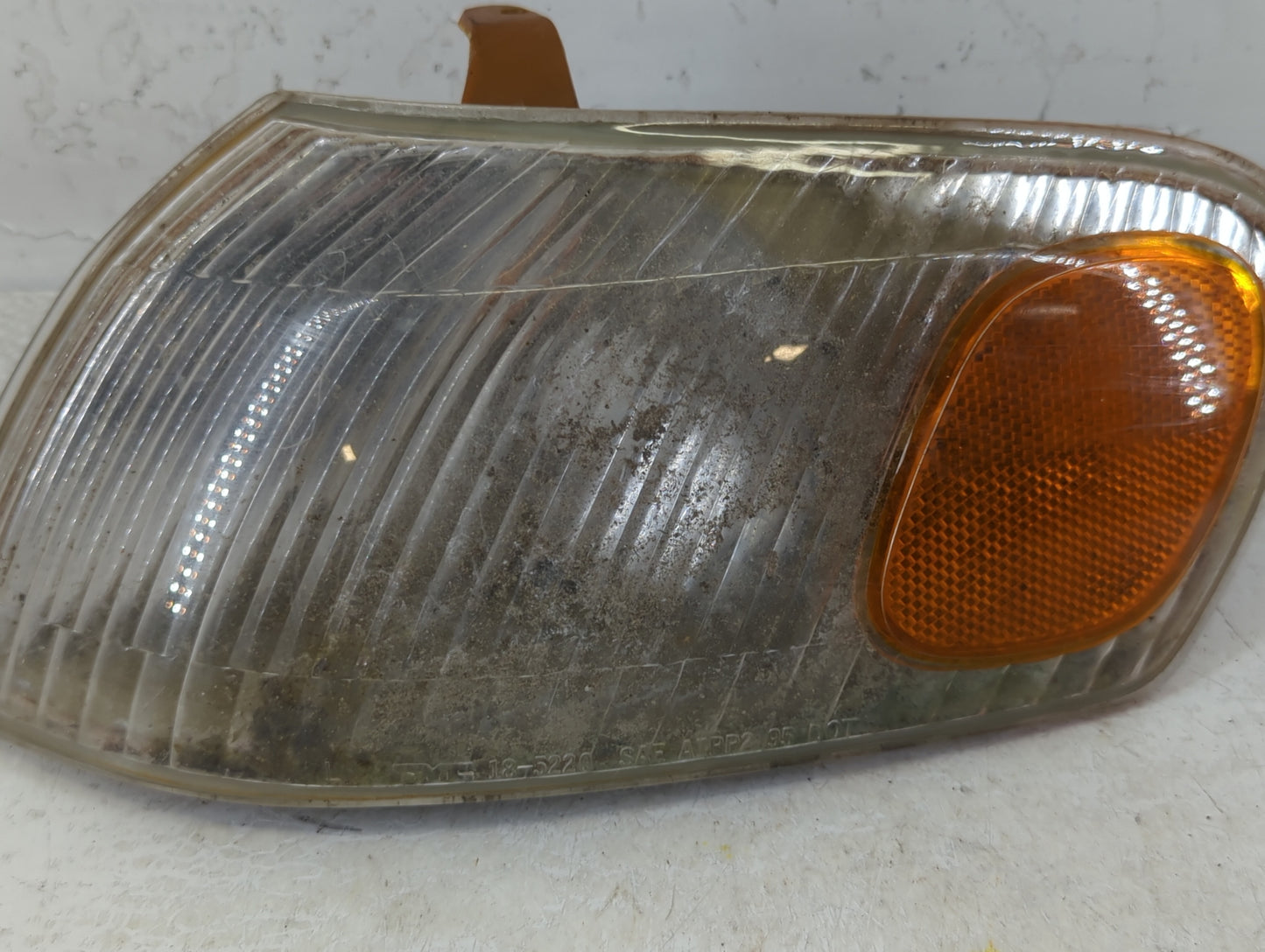 1998 Toyota Corolla Driver Corner/Park Light Park Lamp - Oemusedautoparts1.com