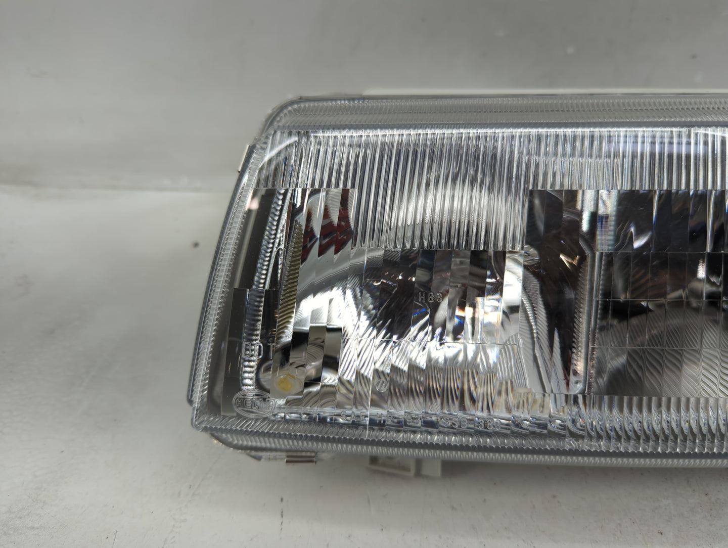1998-2001 Volkswagen Passat Driver Left Oem Head Light Headlight Lamp - Oemusedautoparts1.com