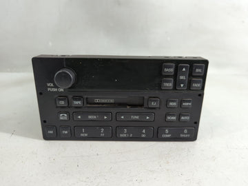 1998 Volkswagen Sedan Radio AM FM Cd Player Receiver Replacement P/N:F8VF-18C870-BG Fits OEM Used Auto Parts - Oemusedautopa