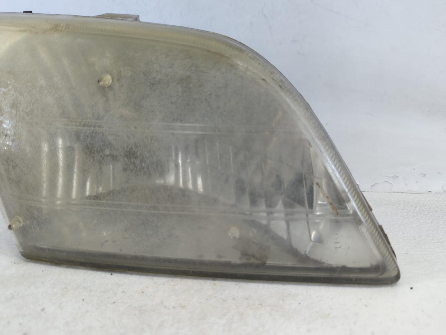 Volkswagen Transporter Passenger Right Oem Head Light Headlight Lamp - Oemusedautoparts1.com
