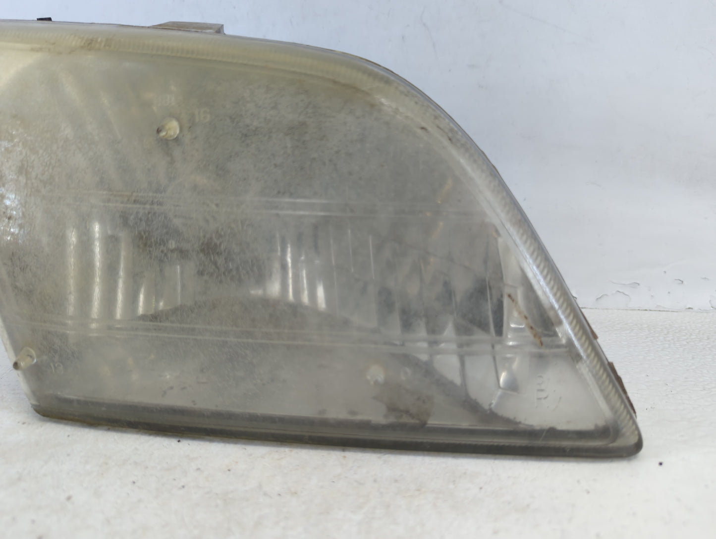 Volkswagen Transporter Passenger Right Oem Head Light Headlight Lamp - Oemusedautoparts1.com