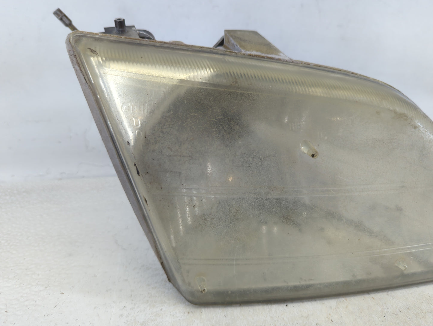 Volkswagen Transporter Passenger Right Oem Head Light Headlight Lamp - Oemusedautoparts1.com