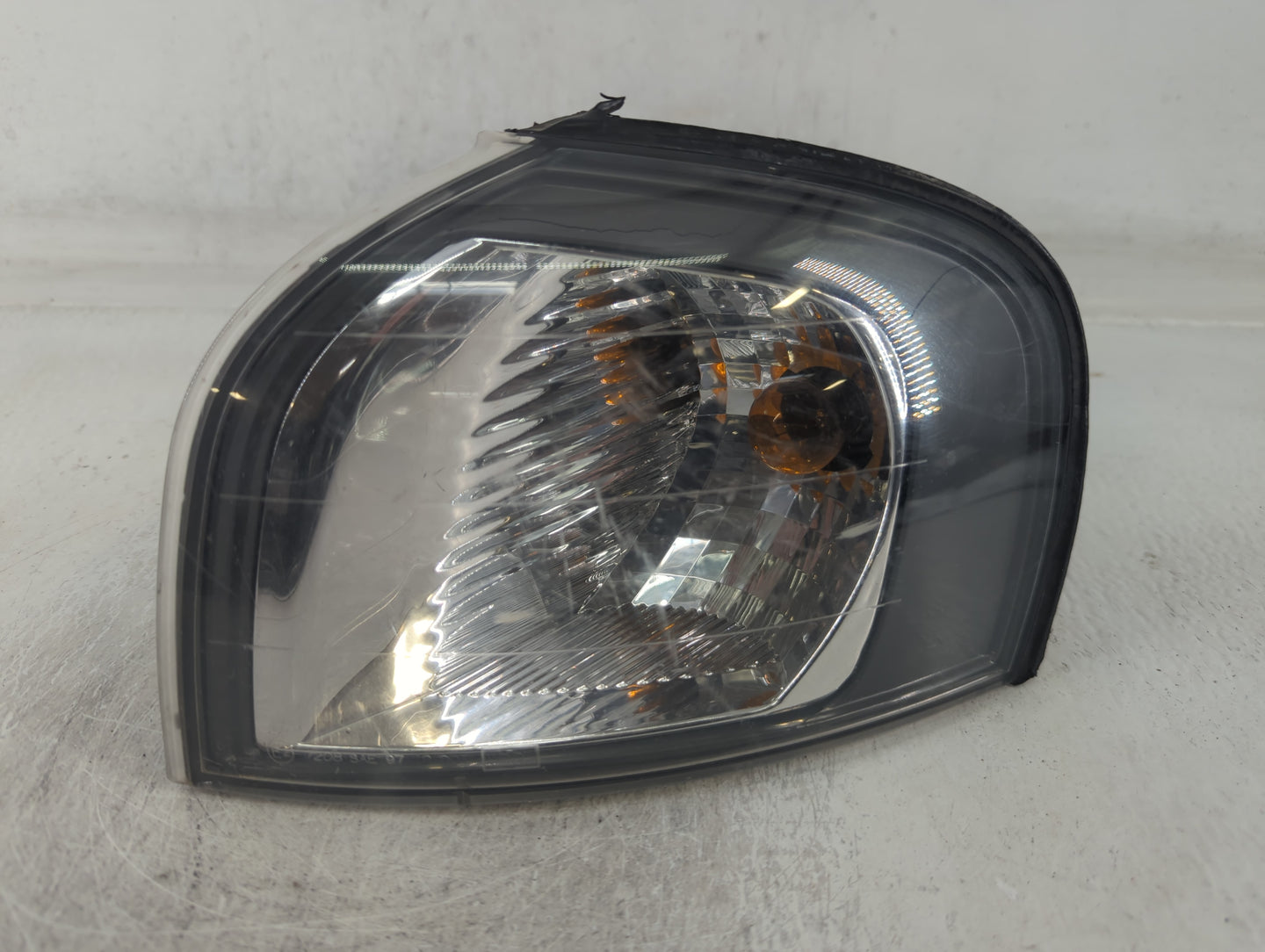 1998 Volvo S80 Driver Left Oem Front Light Lamp - Oemusedautoparts1.com