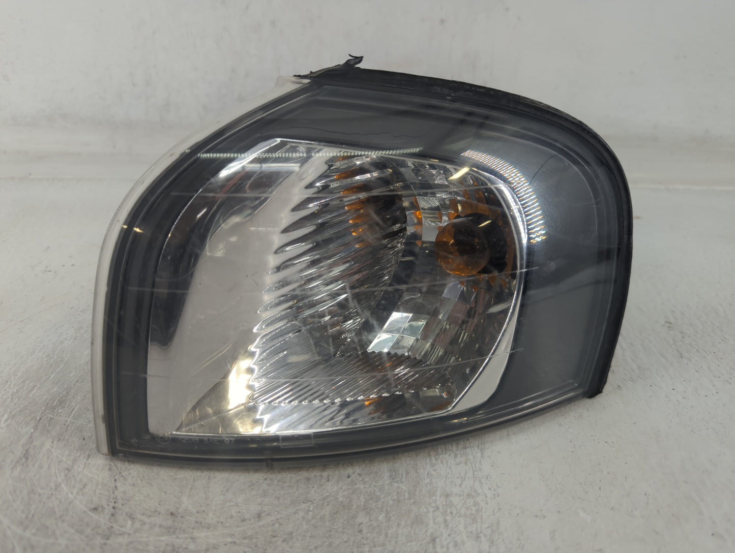 1998 Volvo S80 Driver Left Oem Front Light Lamp - Oemusedautoparts1.com
