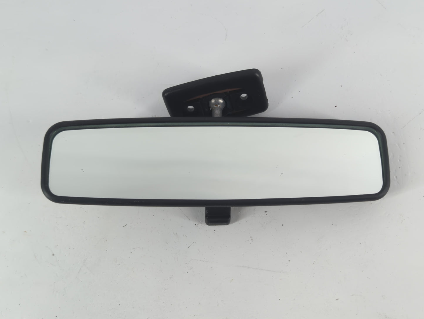 1998 Volvo V90 Interior Rear View Mirror Replacement OEM P/N:E501017 Fits OEM Used Auto Parts - Oemusedautoparts1.com