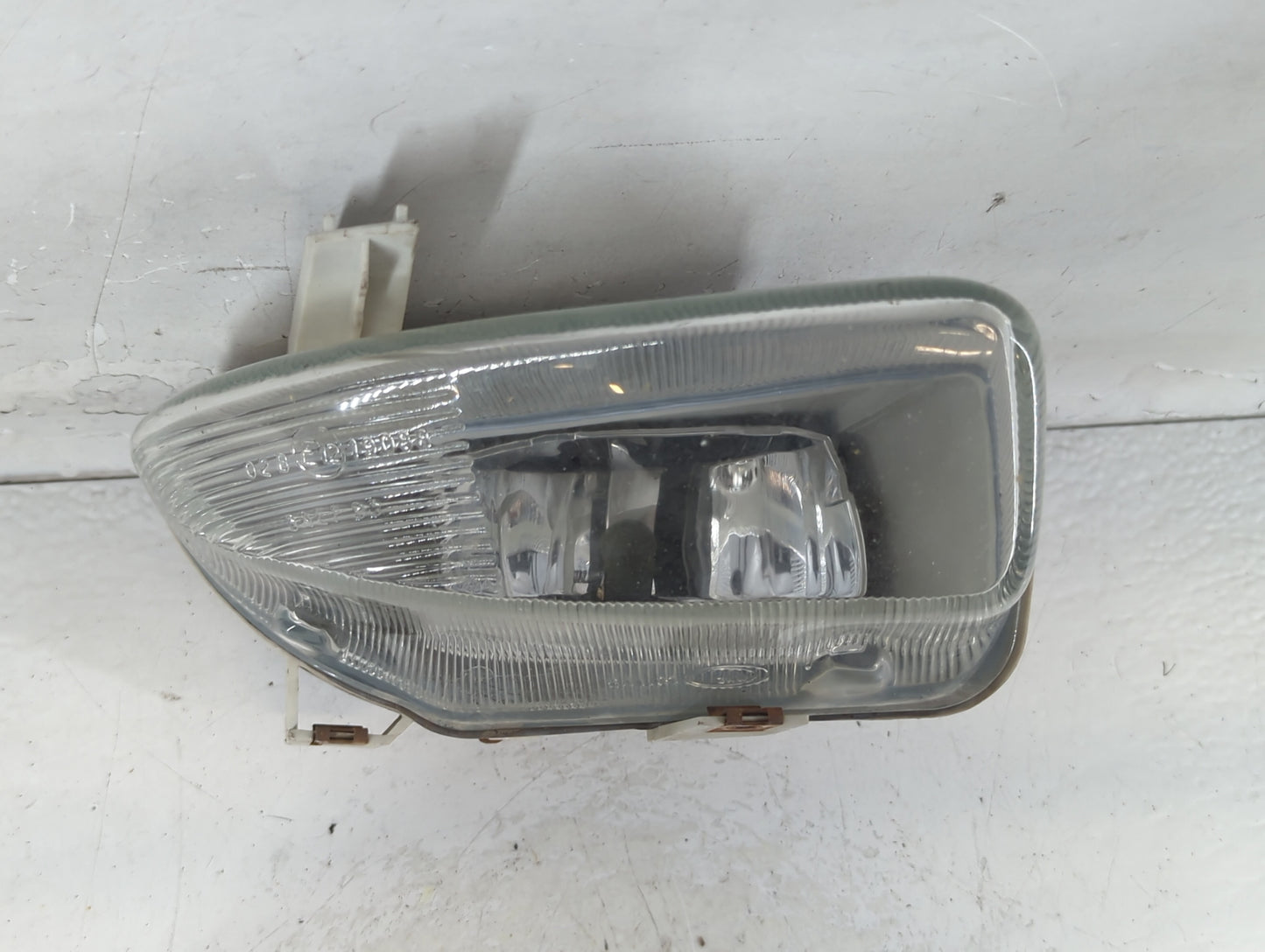 Volvo Volvo 90 Series Passenger Right Oem Head Light Headlight Lamp - Oemusedautoparts1.com
