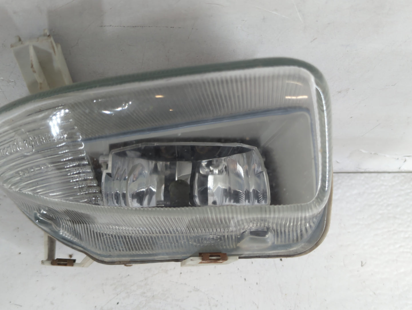 Volvo Volvo 90 Series Passenger Right Oem Head Light Headlight Lamp - Oemusedautoparts1.com