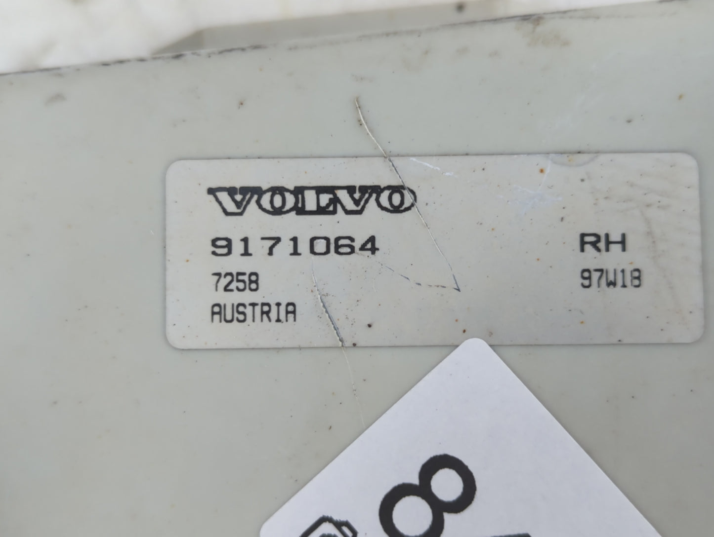 Volvo Volvo 90 Series Passenger Right Oem Head Light Headlight Lamp - Oemusedautoparts1.com