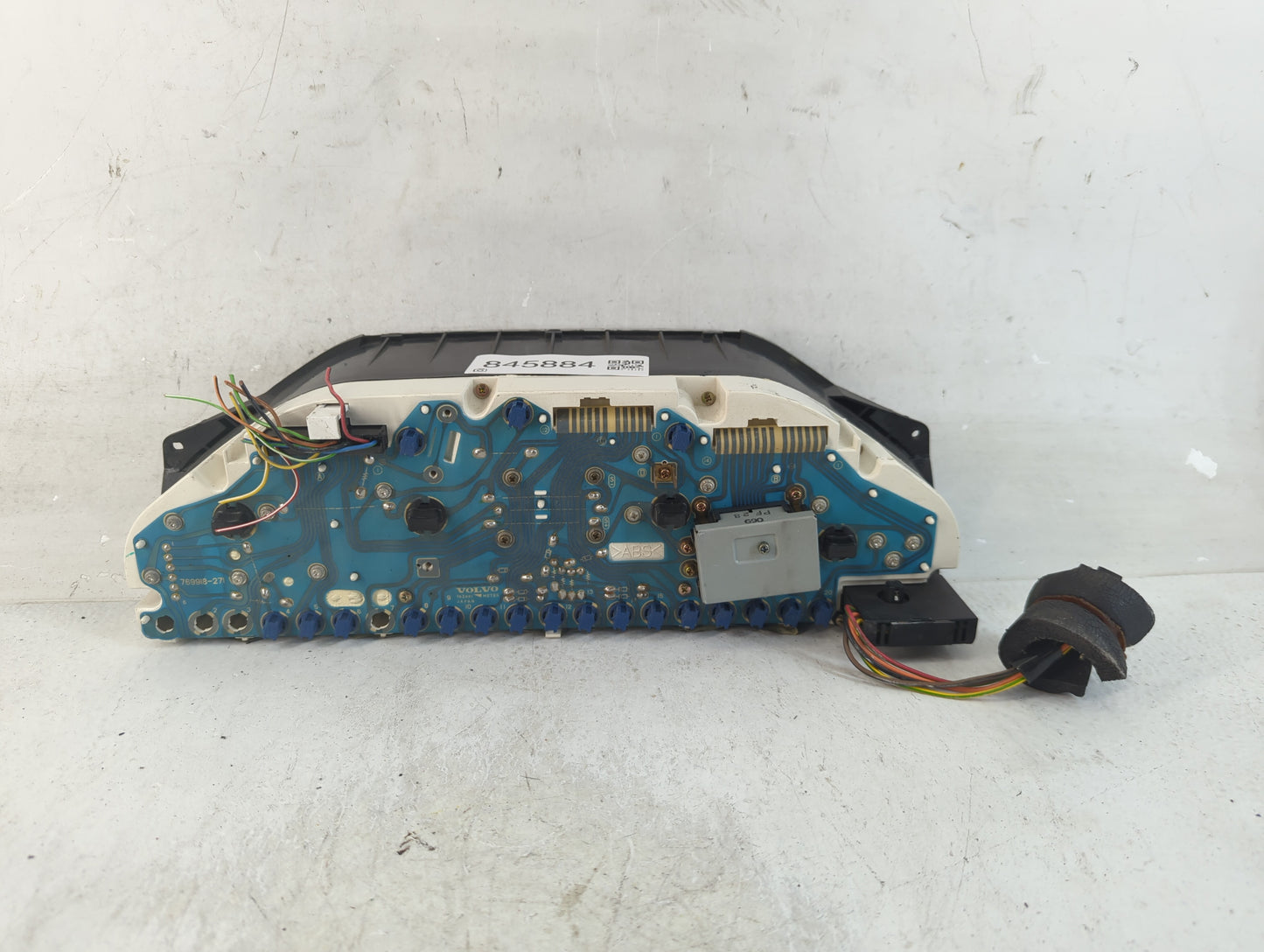 1998 Volvo Volvo 90 Series Instrument Cluster Speedometer Gauges P/N:100300438 Fits Fits 1997 OEM Used Auto Parts - Oemuseda