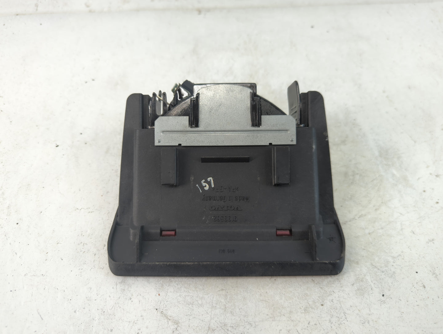 1998 Volvo Volvo 90 Series Third Brake Light Tail Light Fits OEM Used Auto Parts - Oemusedautoparts1.com