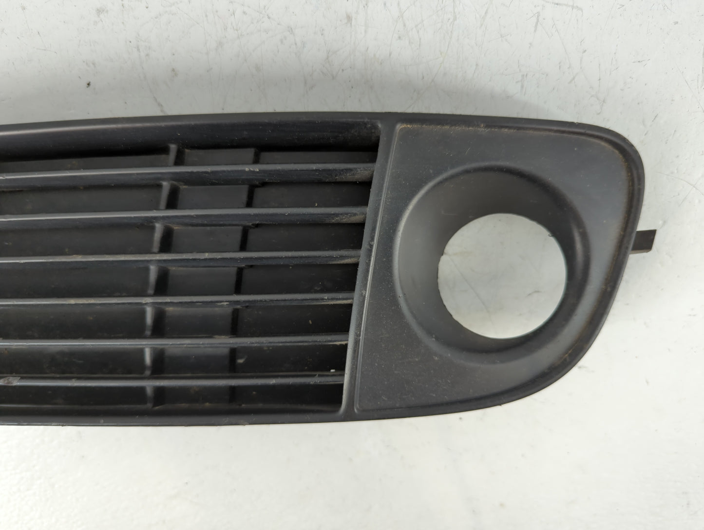 1998-2001 Audi A6 Front Grille Bumper Not Included - Oemusedautoparts1.com