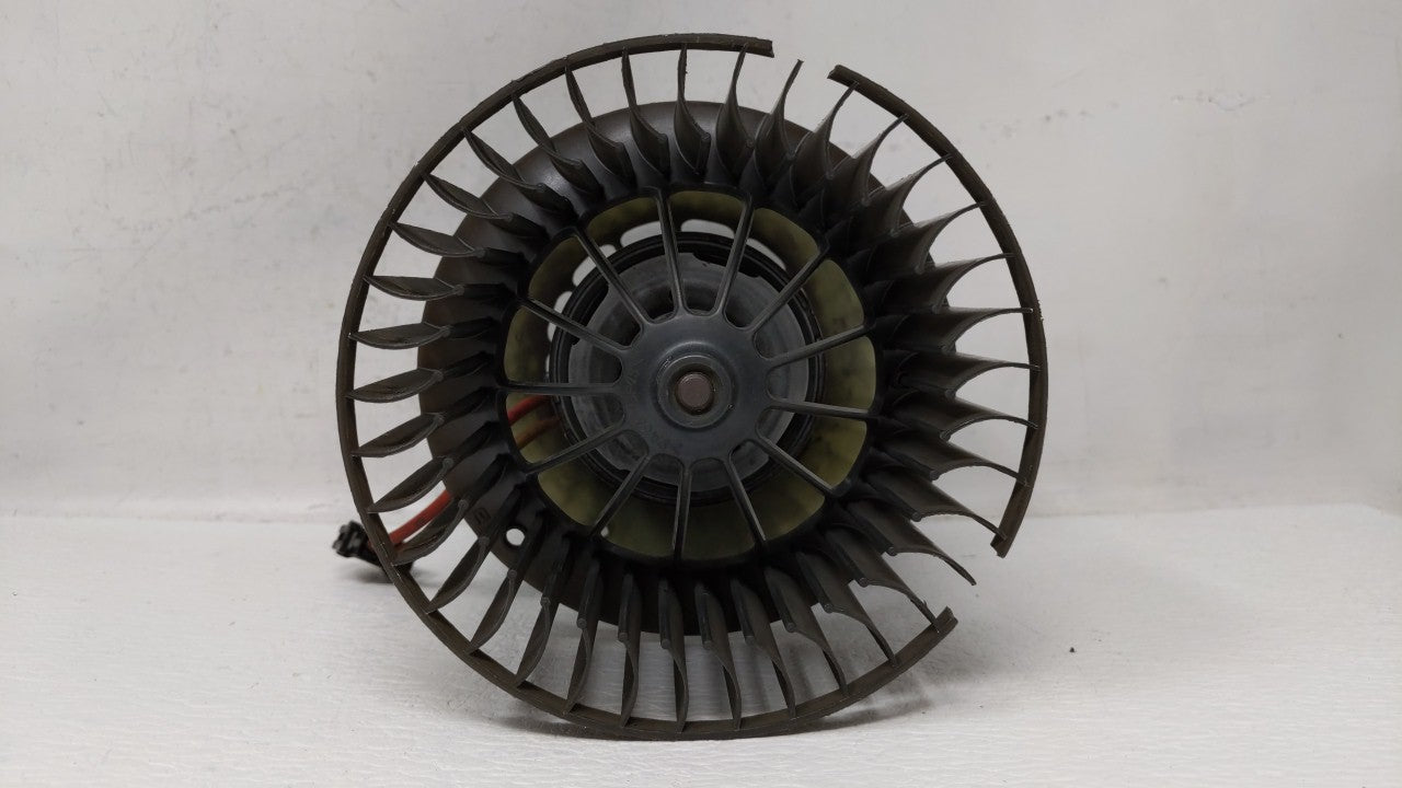 1999-2000 Bmw 328i Heater AC Blower Motor Fits Fits 1999 2000 OEM Used Auto Parts - Oemusedautoparts1.com