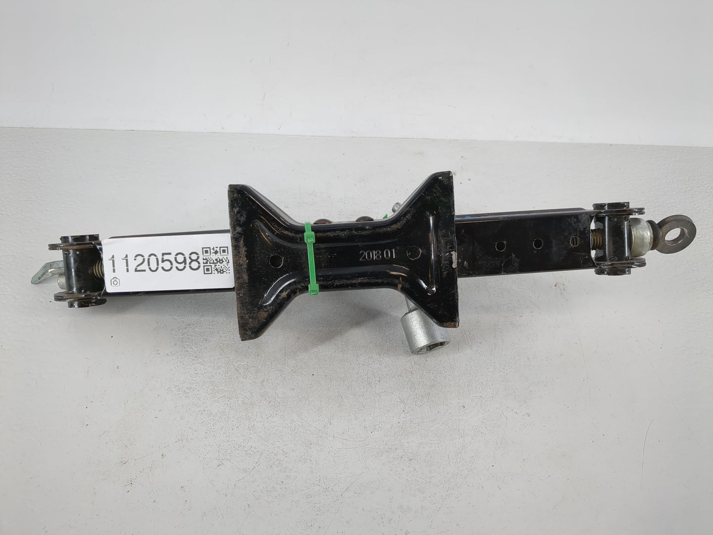 1999 Bmw 528i Spare Scissor Car Jack - Oemusedautoparts1.com