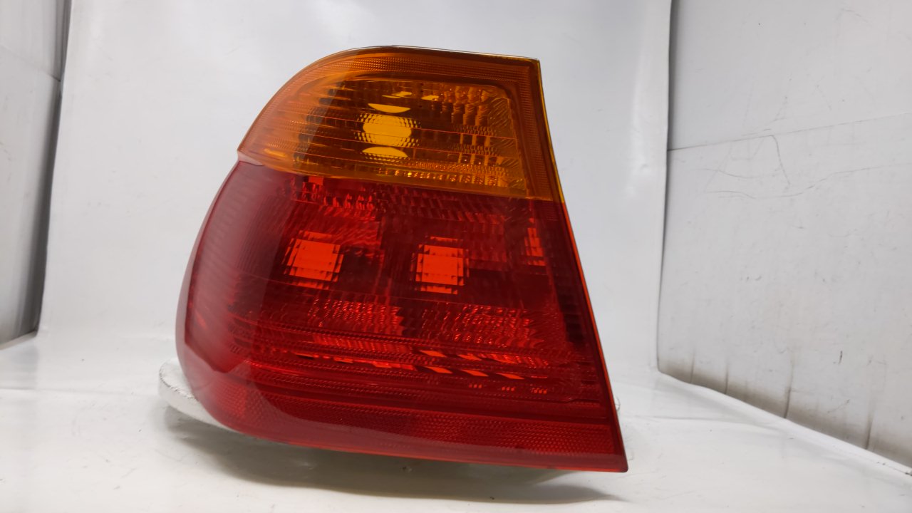 1999-2000 Bmw 528i Tail Light Assembly Driver Left OEM Fits Fits 1999 2000 OEM Used Auto Parts - Oemusedautoparts1.com