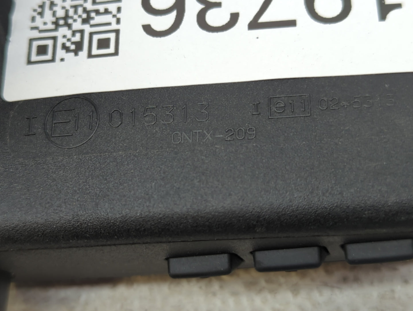 1999 Bmw 540i Interior Rear View Mirror Replacement OEM P/N:E11015313 Fits OEM Used Auto Parts - Oemusedautoparts1.com