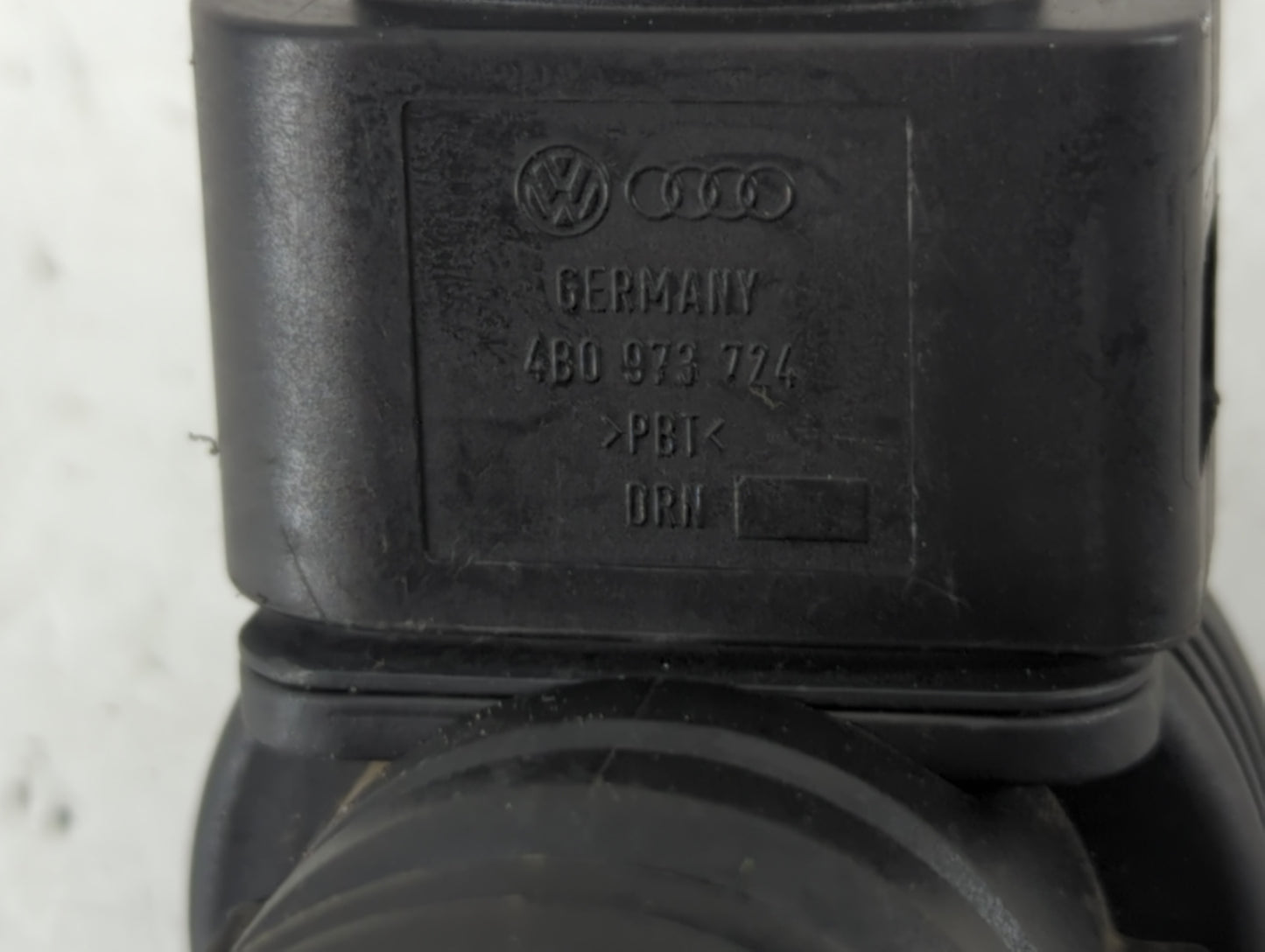1997-2001 Bmw 740i Ignition Coil Igniter Pack - Oemusedautoparts1.com