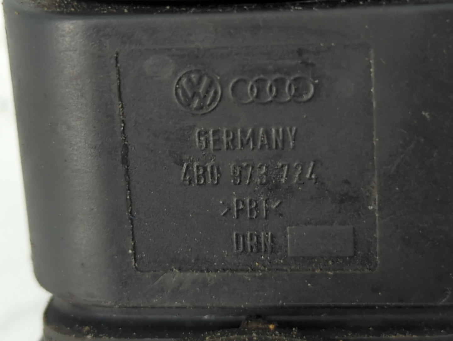 1997-2001 Bmw 740i Ignition Coil Igniter Pack - Oemusedautoparts1.com