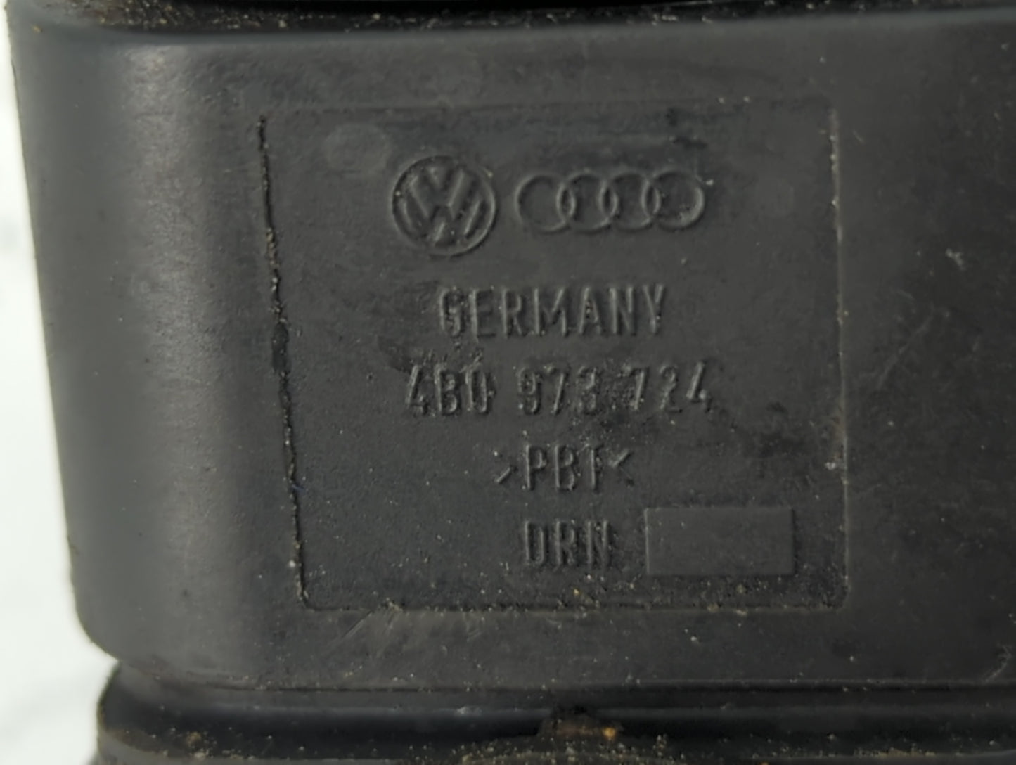 1997-2001 Bmw 740i Ignition Coil Igniter Pack - Oemusedautoparts1.com