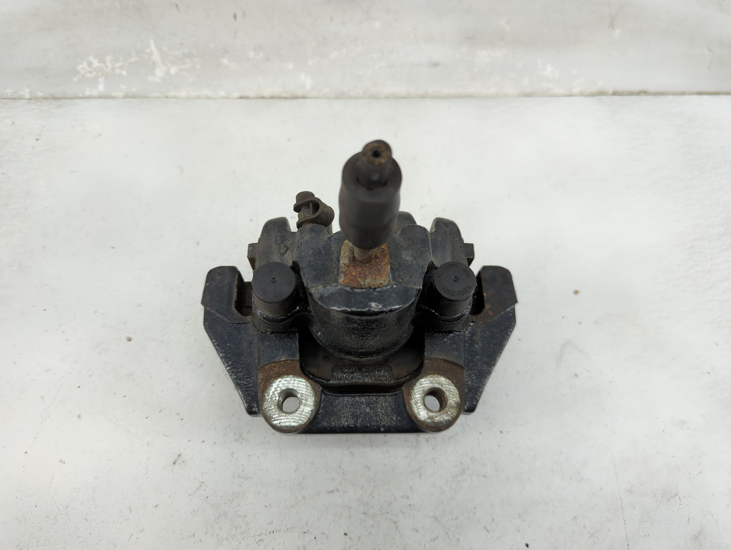 Bmw 740il Rear Driver Left Brake Caliper - Oemusedautoparts1.com