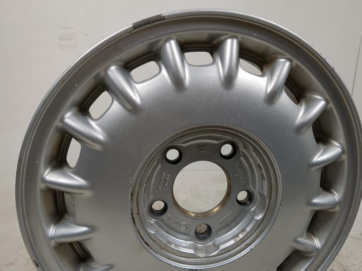 1997-2002 Buick Century Oem Wheel Rim 1401650 - Oemusedautoparts1.com