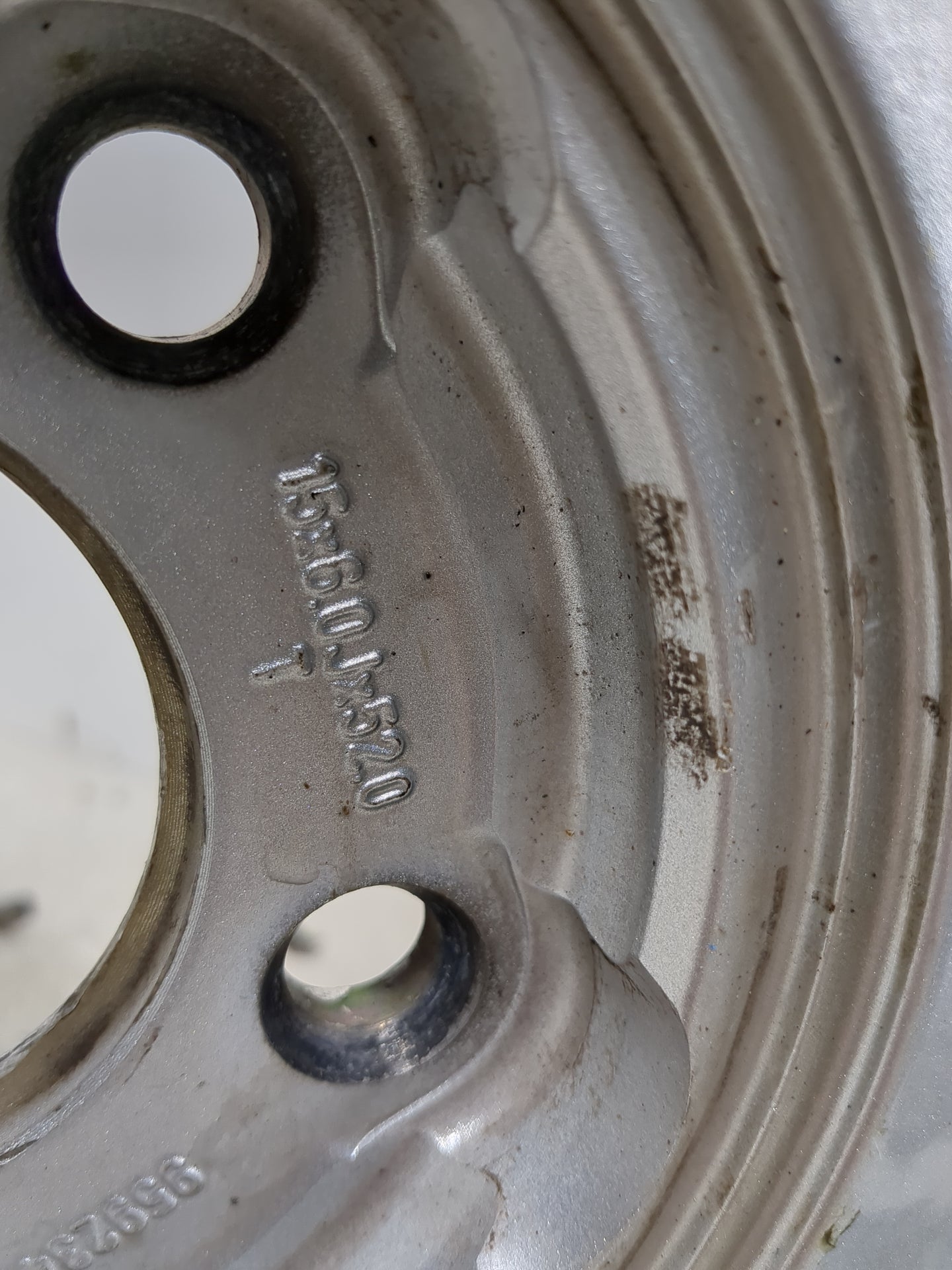 1997-2002 Buick Century Oem Wheel Rim 1401651 - Oemusedautoparts1.com