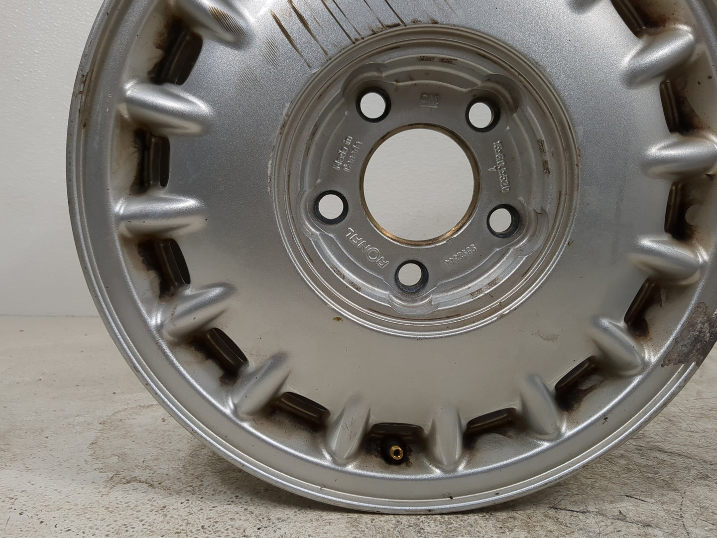 1997-2002 Buick Century Oem Wheel Rim 1401651 - Oemusedautoparts1.com