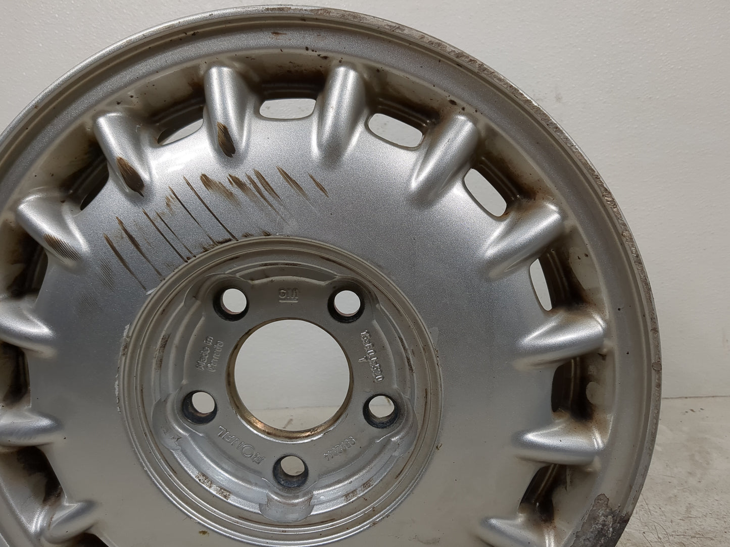 1997-2002 Buick Century Oem Wheel Rim 1401651 - Oemusedautoparts1.com