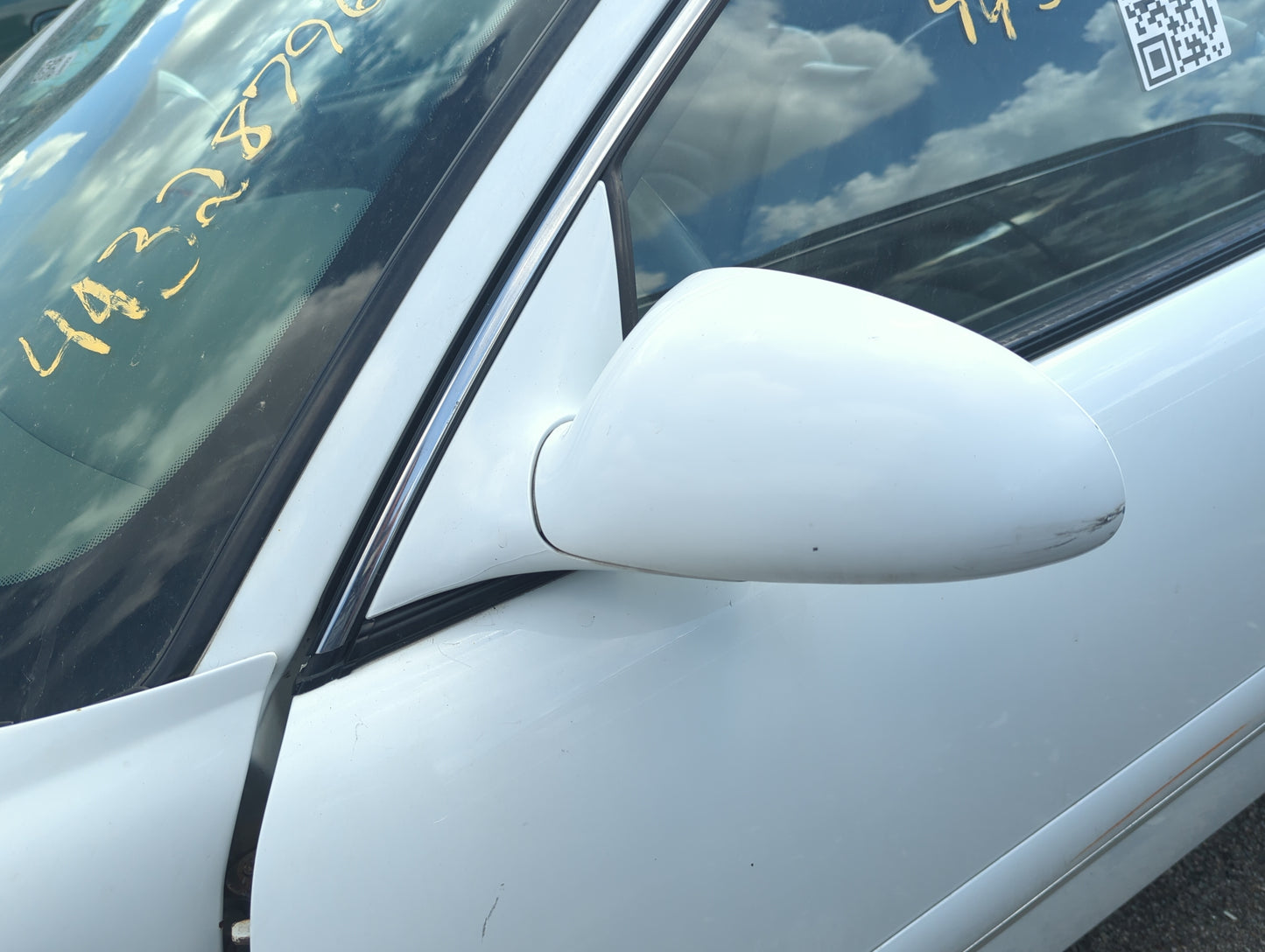 1997-2002 Buick Century Driver Side View Mirror - Left Door Mirror OEM Used - Oemusedautoparts1.com