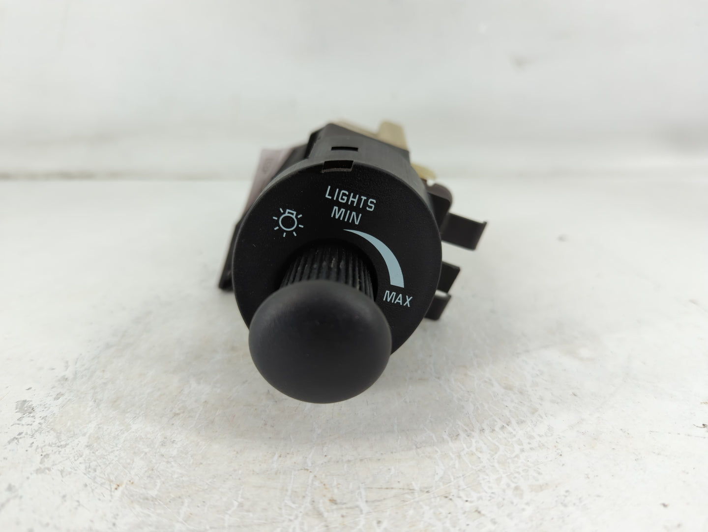 1999 Buick Century Headlight Head Light Switch Lamp Control - Oemusedautoparts1.com