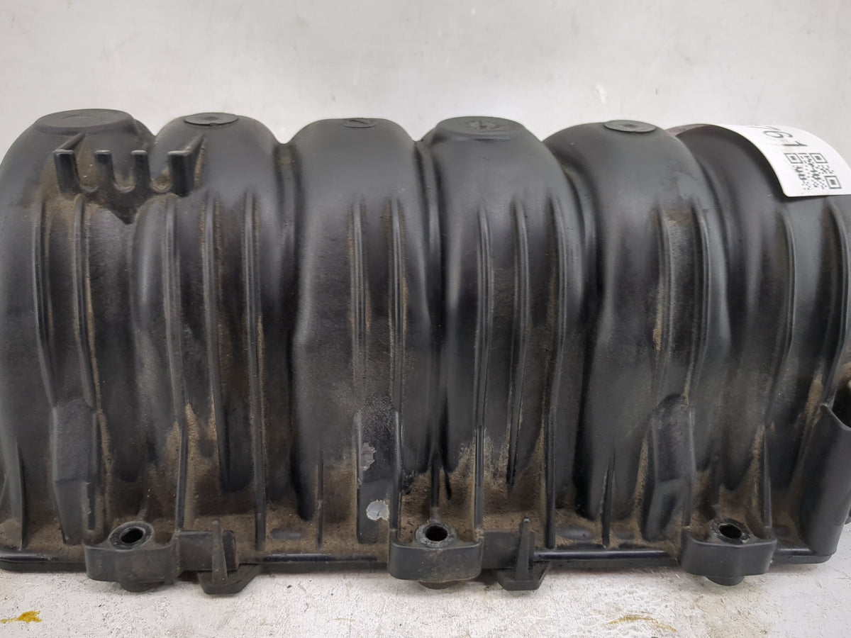 1999 Buick Park Avenue Air Intake Manifold P/N:16249939 Fits OEM Used Auto Parts - Oemusedautoparts1.com