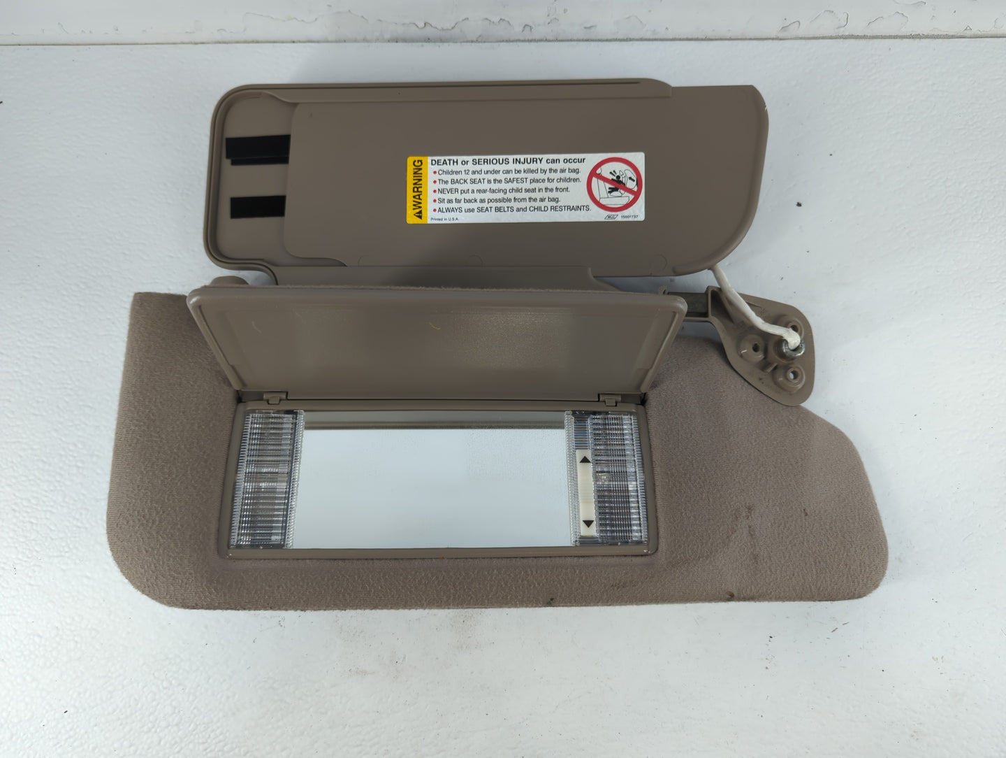 1999 Buick Riviera Sun Visor Shade Replacement Passenger Right Mirror Fits OEM Used Auto Parts - Oemusedautoparts1.com