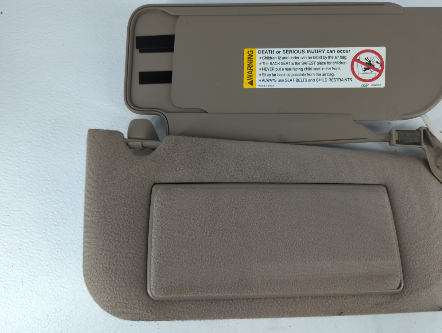 1999 Buick Riviera Sun Visor Shade Replacement Passenger Right Mirror Fits OEM Used Auto Parts - Oemusedautoparts1.com