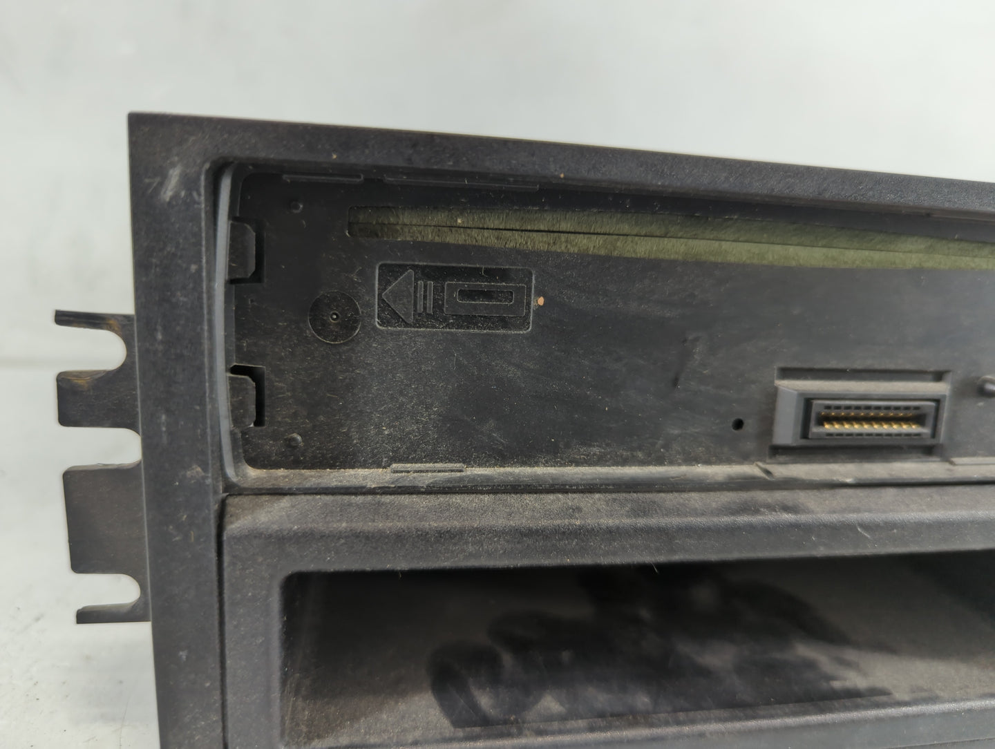 1996-1999 Buick Riviera Radio AM FM Cd Player Receiver Replacement P/N:S6220BS Fits OEM Used Auto Parts - Oemusedautoparts1.