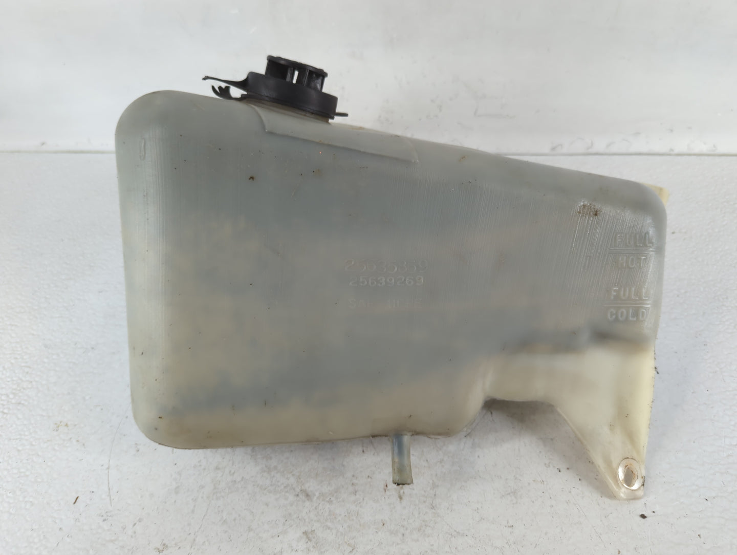 1999 Buick Riviera Radiator Coolant Overflow Expansion Tank Bottle 703234 - Oemusedautoparts1.com