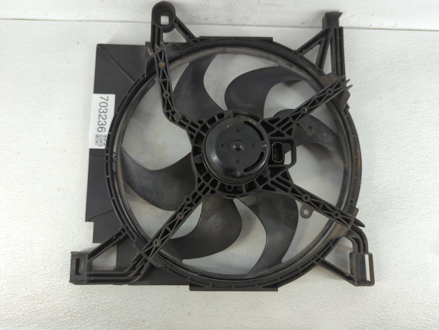 1995-1999 Buick Riviera Left Radiator Fan Motor Assembly 703236 - Oemusedautoparts1.com