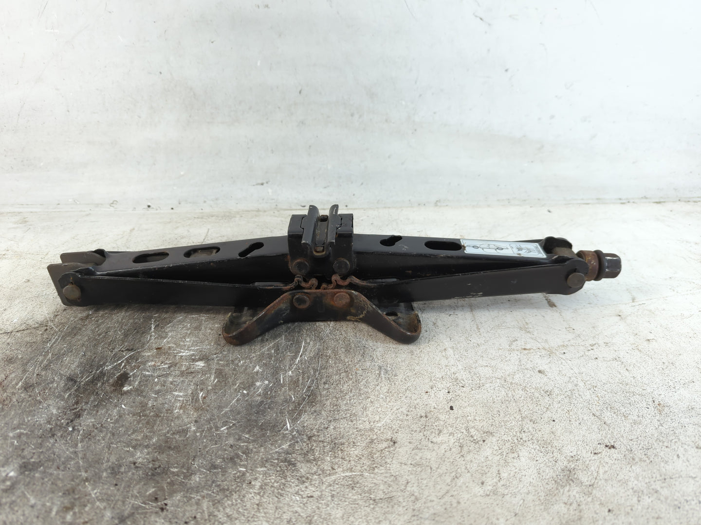 1999 Buick Riviera Spare Scissor Car Jack - Oemusedautoparts1.com