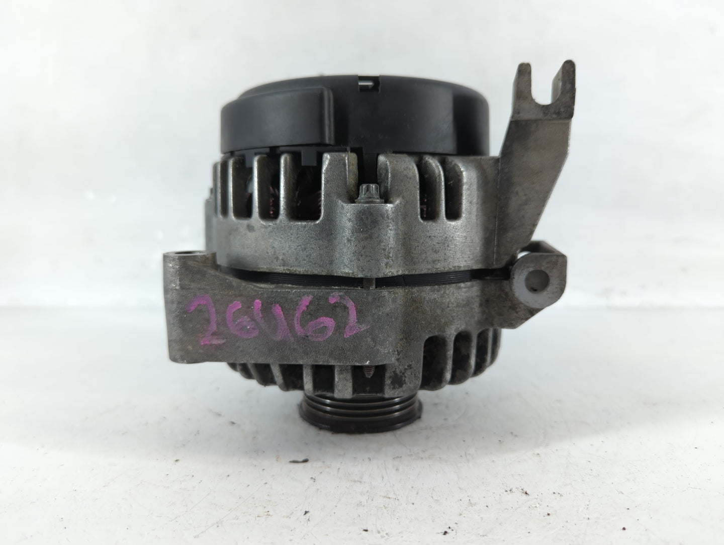 1999 Buick Riviera Alternator Replacement Generator Charging Assembly Engine OEM Fits Fits 2000 2001 2002 OEM Used Auto Part