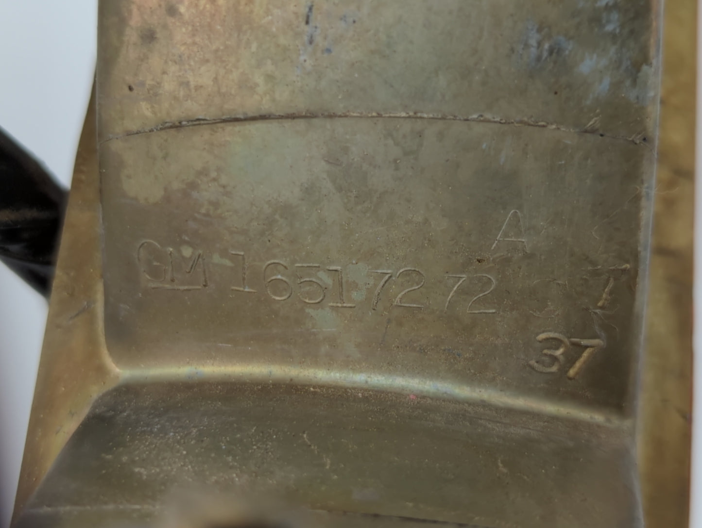 1994-1999 Cadillac Deville Tail Light Assembly Passenger Right OEM P/N:16517271 16517272 Fits Fits 1994 1995 1996 1997 1998 