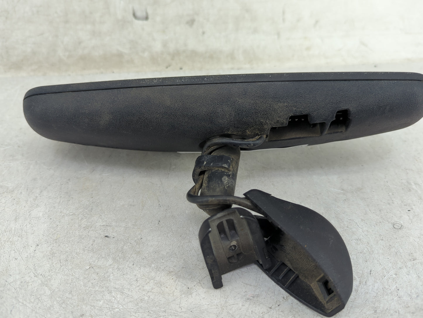 1999 Cadillac Escalade Interior Rear View Mirror Replacement OEM P/N:E11015308 Fits OEM Used Auto Parts - Oemusedautoparts1.
