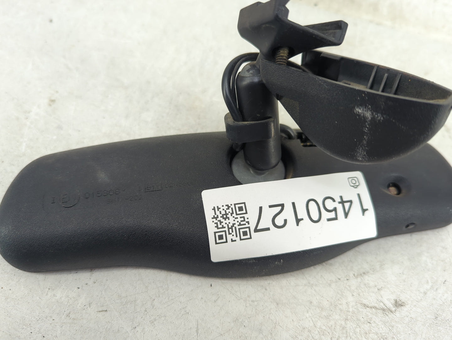 1999 Cadillac Escalade Interior Rear View Mirror Replacement OEM P/N:E11015308 Fits OEM Used Auto Parts - Oemusedautoparts1.
