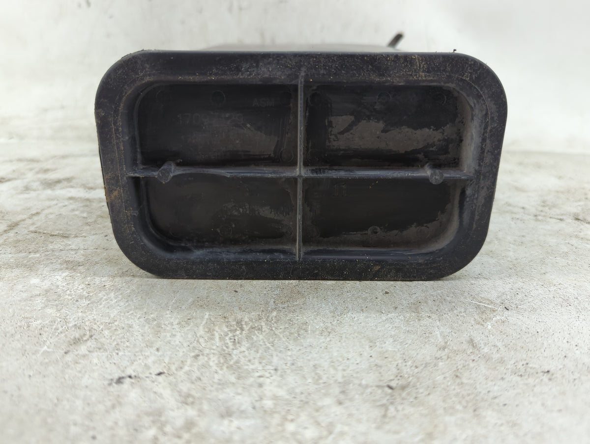 1999 Chevrolet Astro Fuel Vapor Charcoal Canister - Oemusedautoparts1.com