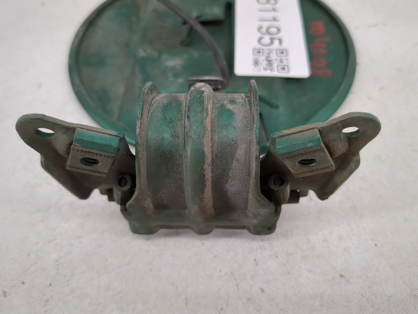 1999 Chevrolet Blazer Fuel Tank Door Lid Gas Tank Dark Green - Oemusedautoparts1.com