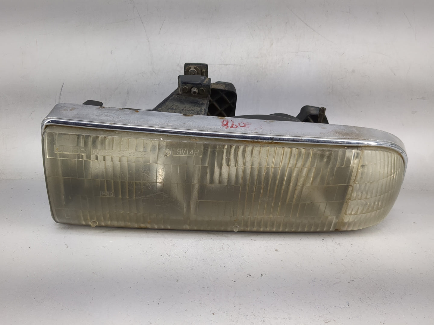 1999 Chevrolet Blazer Passenger Right Oem Head Light Headlight Lamp 1481252 - Oemusedautoparts1.com