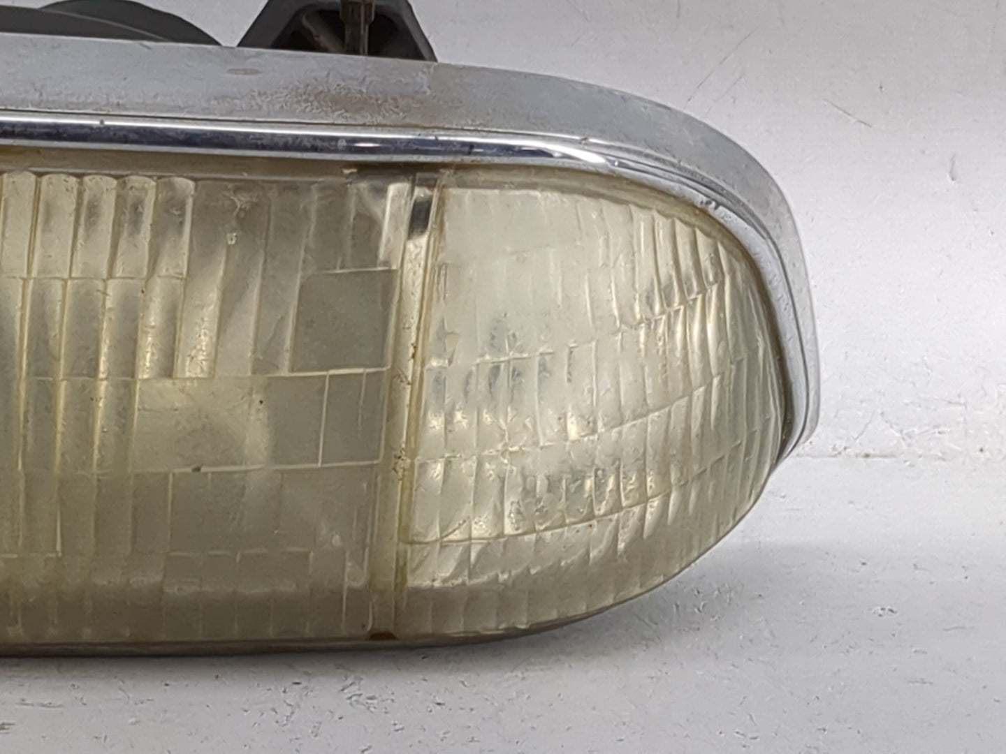 1999 Chevrolet Blazer Passenger Right Oem Head Light Headlight Lamp 1481252 - Oemusedautoparts1.com