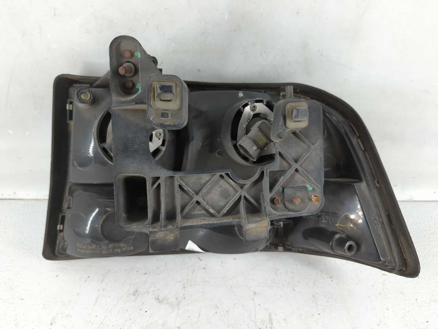 1998-2005 Chevrolet Blazer Passenger Right Oem Head Light Headlight Lamp - Oemusedautoparts1.com