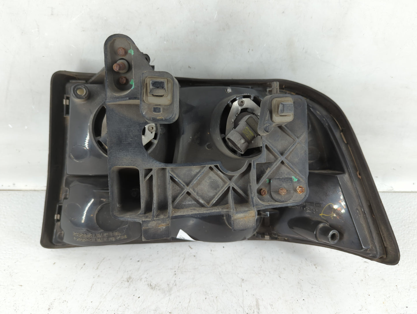 1998-2005 Chevrolet Blazer Passenger Right Oem Head Light Headlight Lamp - Oemusedautoparts1.com