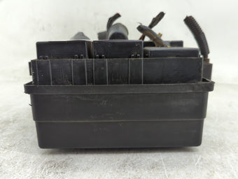 compare product 1999 Chevrolet Blazer S10 Fusebox Fuse Box Panel Relay Module P/N:15328840 Fits OEM Used Auto Parts