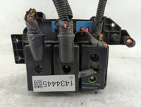 1999 Chevrolet Blazer S10 Fusebox Fuse Box Panel Relay Module P/N:15328840 Fits OEM Used Auto Parts - Oemusedautoparts1.com