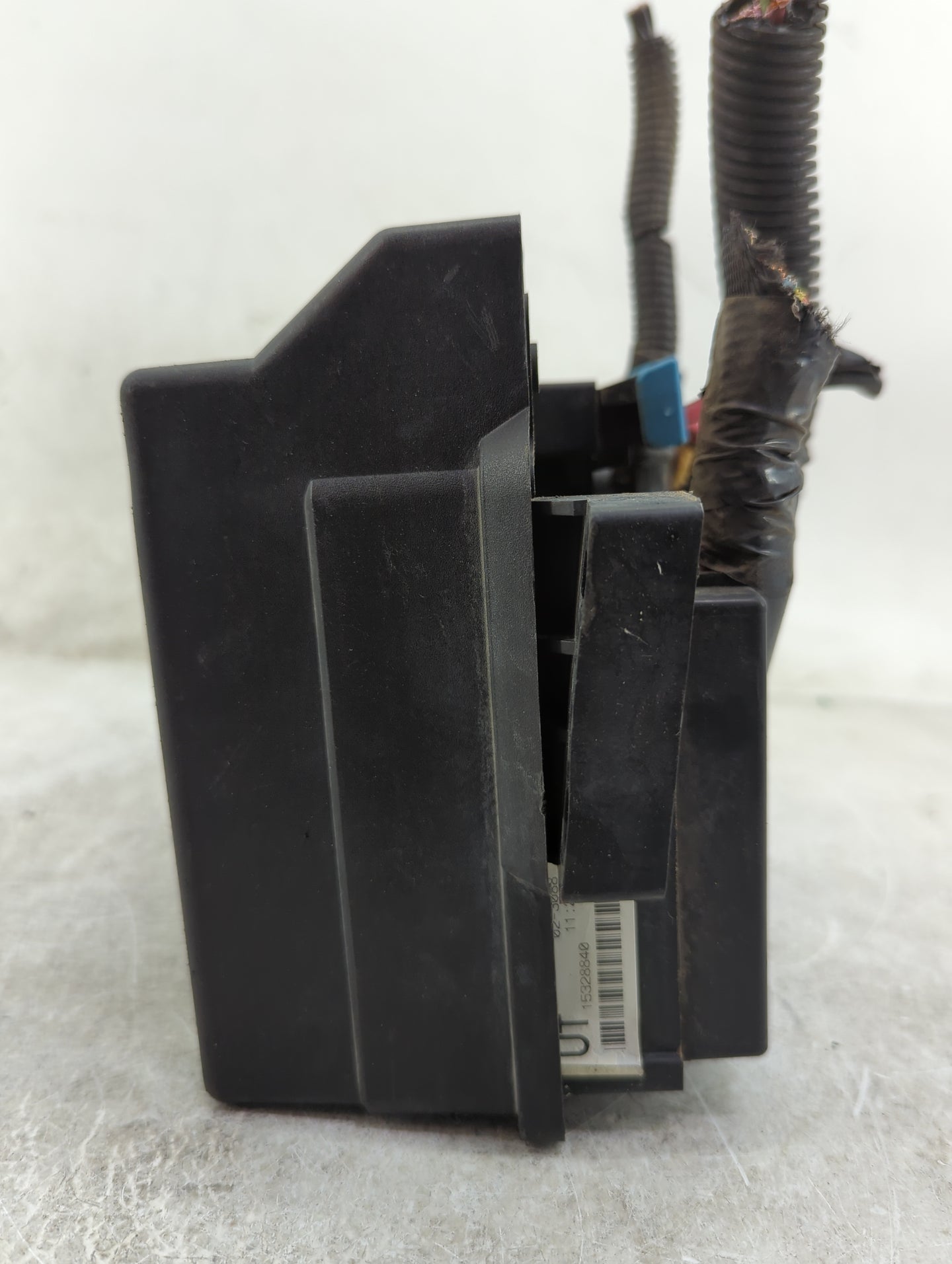 1999 Chevrolet Blazer S10 Fusebox Fuse Box Panel Relay Module P/N:15328840 Fits OEM Used Auto Parts - Oemusedautoparts1.com